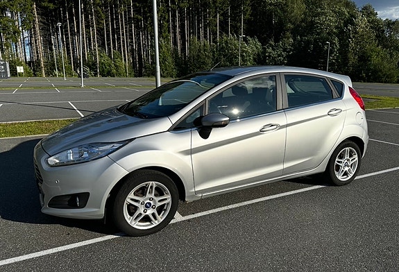 Ford Fiesta 4 of 15