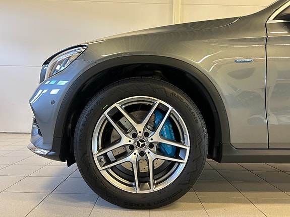 Mercedes-Benz GLC350 e 7 of 30