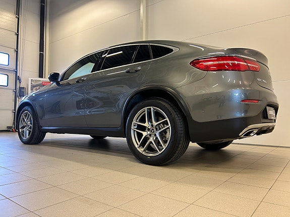 Mercedes-Benz GLC350 e 13 of 30