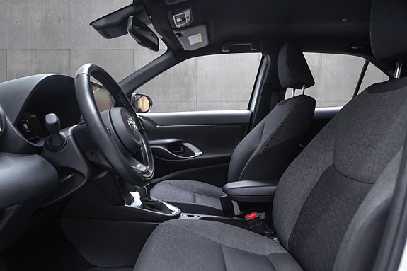 Toyota Yaris Cross 14 of 20