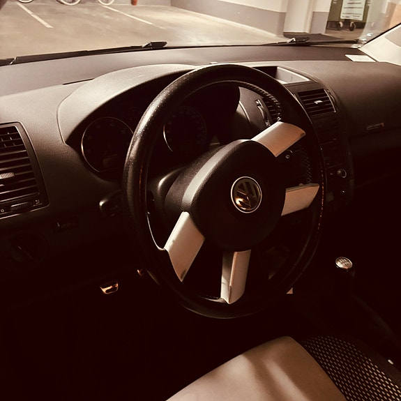 Volkswagen Polo Cross 4 of 7