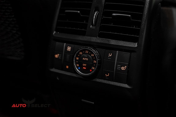 Mercedes-Benz GLS350 d 24 of 30