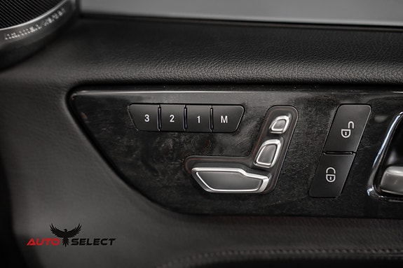Mercedes-Benz GLS350 d 30 of 30
