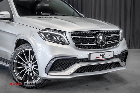 Mercedes-Benz GLS350 d 2 of 30