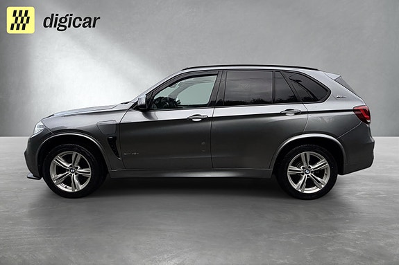 BMW X5 3 of 5