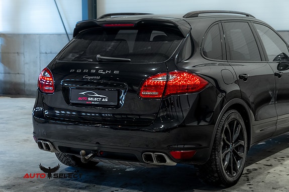 Porsche Cayenne 16 of 30