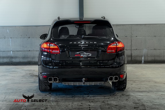 Porsche Cayenne 11 of 30