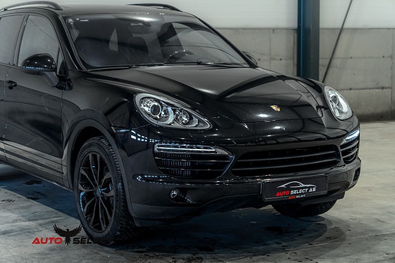 Porsche Cayenne 4 of 30