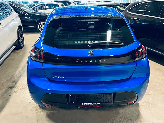 Peugeot 208 4 of 5