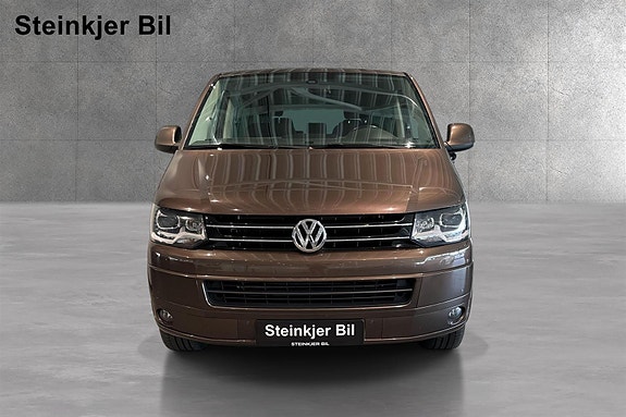 Volkswagen Multivan 6 of 15