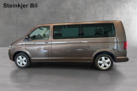 Volkswagen Multivan 2 of 15