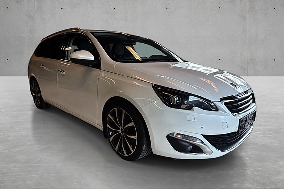 Peugeot 308 3 of 10