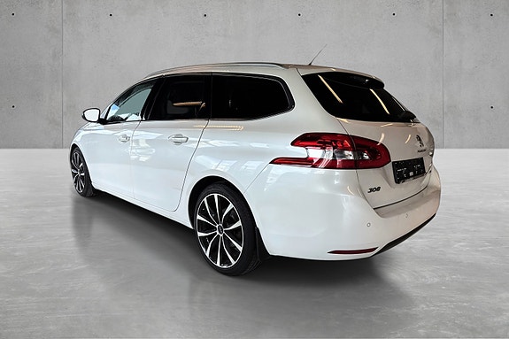 Peugeot 308 4 of 10