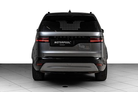 Land Rover Discovery 5 of 5