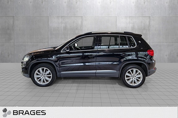 Volkswagen Tiguan 2 of 5