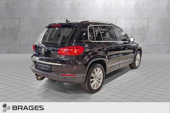 Volkswagen Tiguan 5 of 5