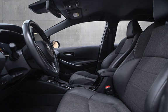 Toyota Corolla 14 of 21