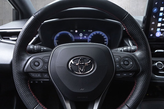 Toyota Corolla 9 of 18