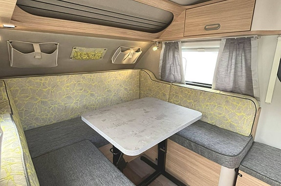 Tabbert T@B 320 W21 – Velholdt, lett campingvogn med fortelt og sykkelstativfeste. 19 of 21