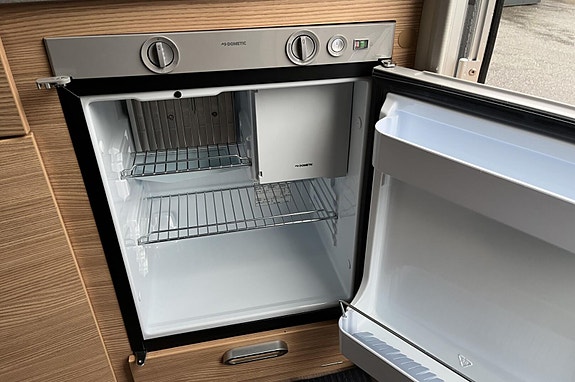 Tabbert T@B 320 W21 – Velholdt, lett campingvogn med fortelt og sykkelstativfeste. 20 of 21