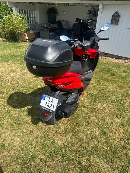 Aprilia SXR 50 5 of 10