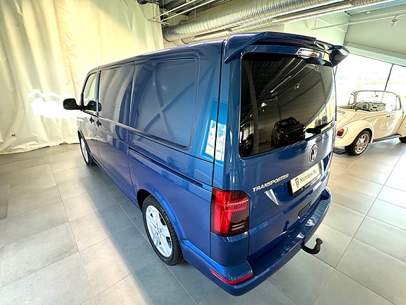 Volkswagen Transporter 4 of 15