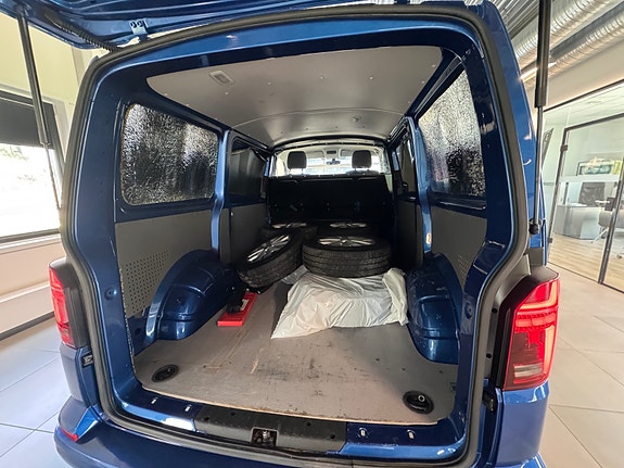 Volkswagen Transporter 15 of 15
