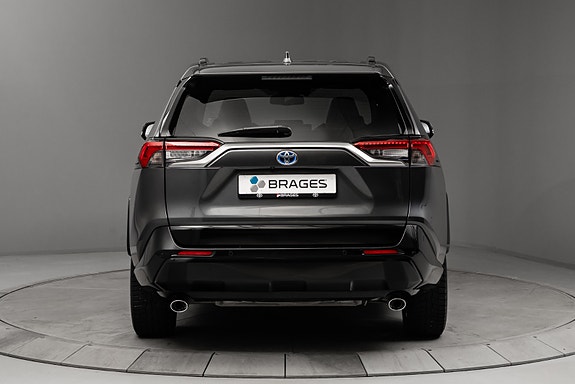 Toyota RAV4 6 of 30