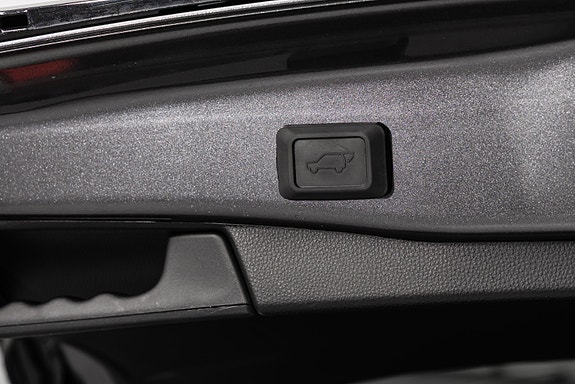 Toyota RAV4 30 of 30