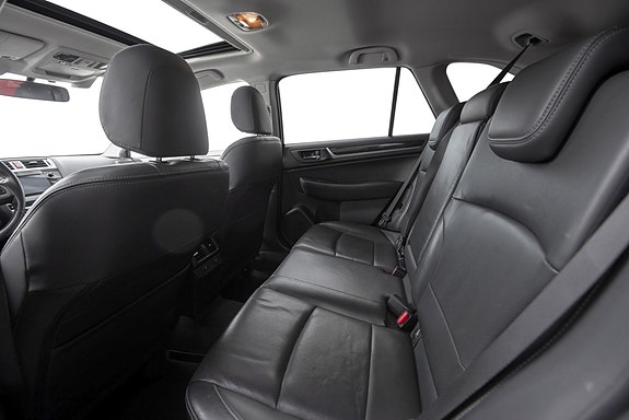 Subaru Outback 26 of 30