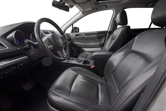 Subaru Outback 14 of 30