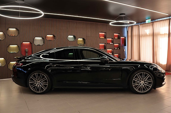 Porsche Panamera 10 of 30
