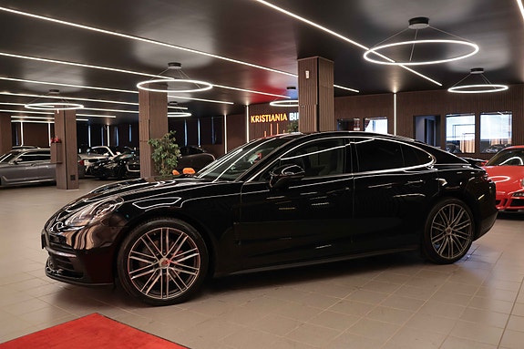 Porsche Panamera 7 of 30