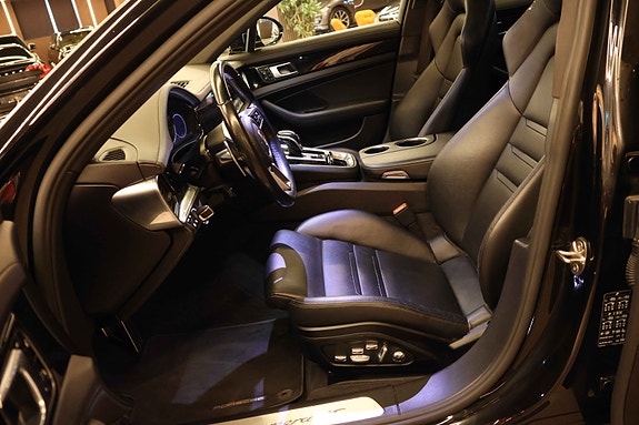 Porsche Panamera 23 of 30