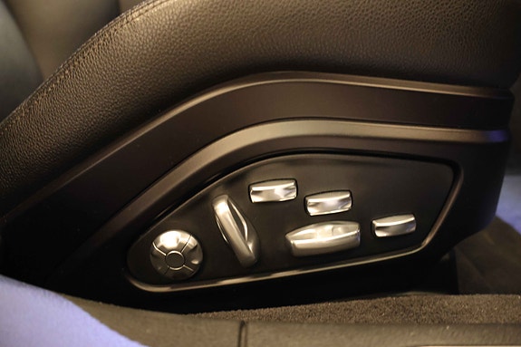 Porsche Panamera 15 of 30