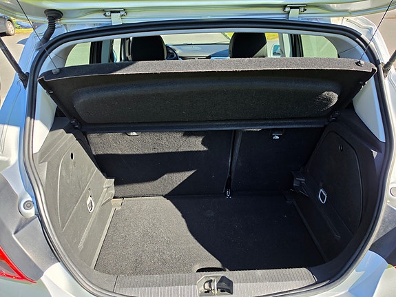 Opel Corsa 9 of 30