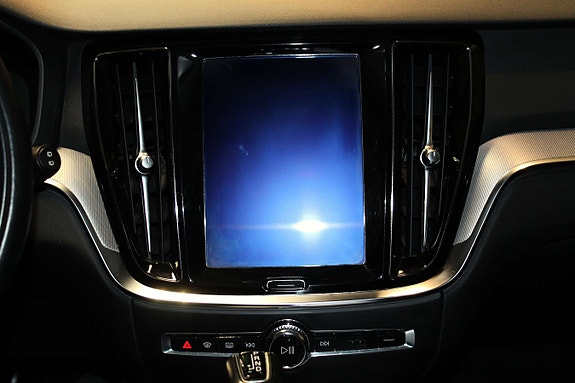 Volvo V60 Cross Country 30 of 30
