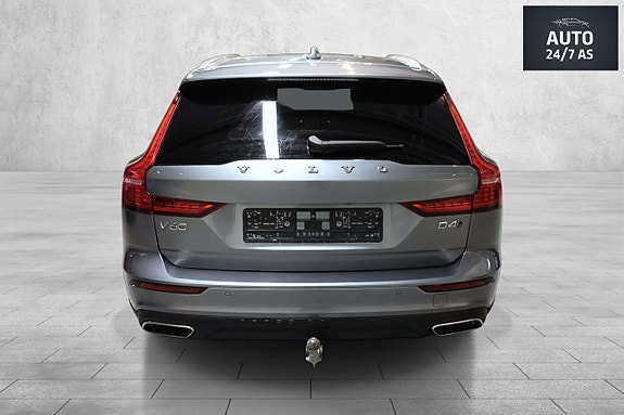 Volvo V60 Cross Country 16 of 30