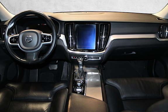 Volvo V60 Cross Country 29 of 30