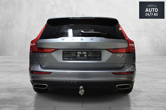 Volvo V60 Cross Country 17 of 30