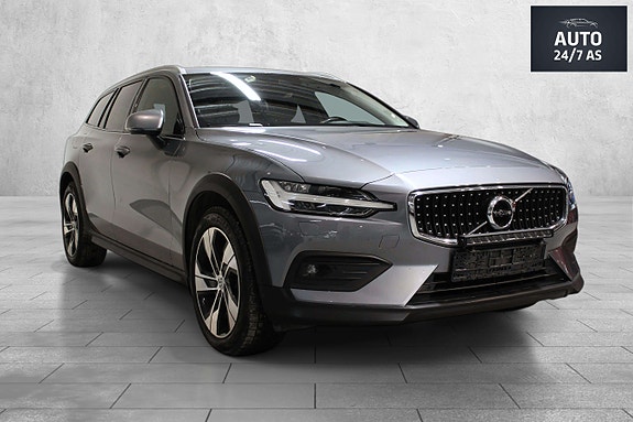 Volvo V60 Cross Country 6 of 30