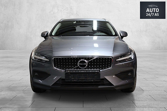 Volvo V60 Cross Country 3 of 30