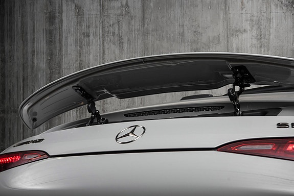 Mercedes-Benz SL63 19 of 30