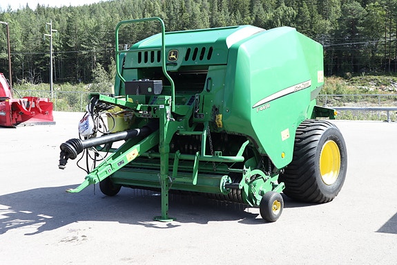 John Deere F441R 2017, kr 320 000,-