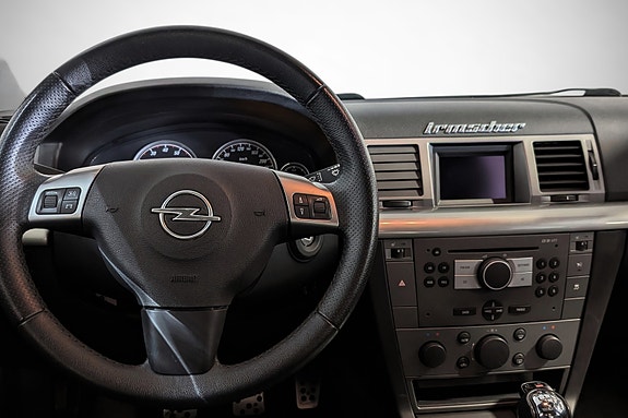 Opel Vectra 13 of 23