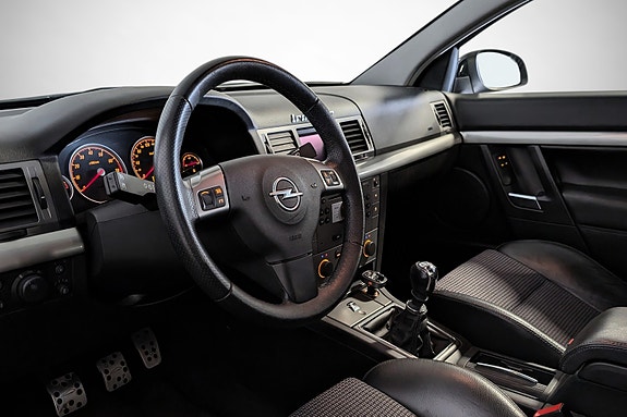Opel Vectra 12 of 23