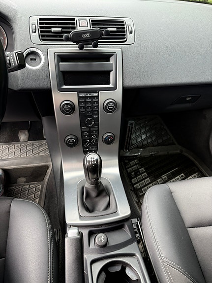 Volvo S40 13 of 25