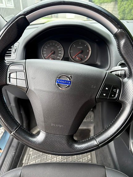 Volvo S40 14 of 25