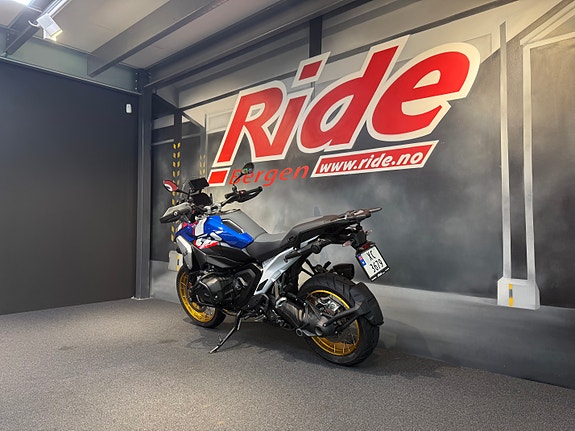 BMW R 1300 GS 8 of 16