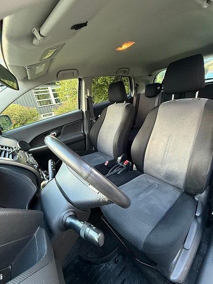 Toyota Urban Cruiser 17 of 20